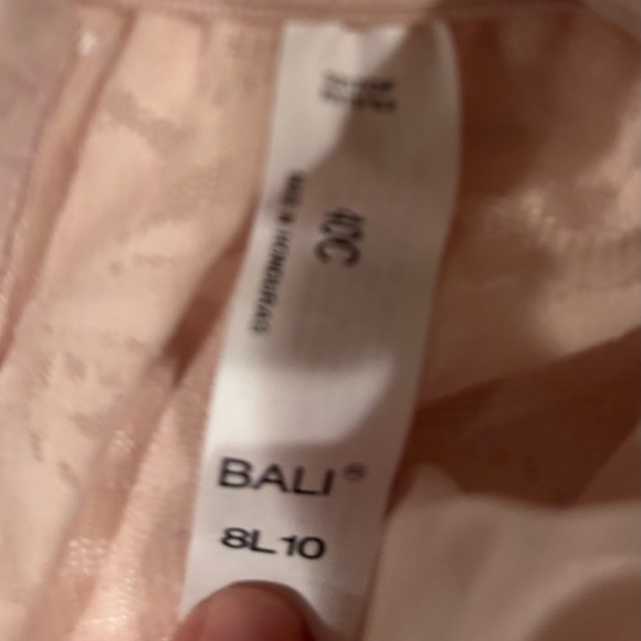 Bali Lace Shapewear in Soft Pink - Picture 7 of 8